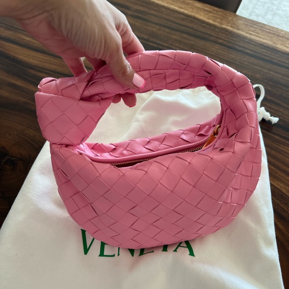 Mini Jodie - Picture 3 of 3